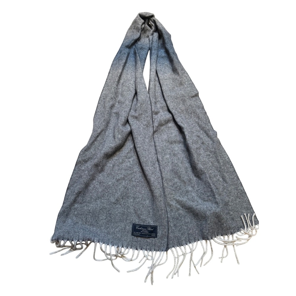 Made in Italy Cashmere Blend Scarf Gray Herringbone Fringe Wool Luxury Wrap
